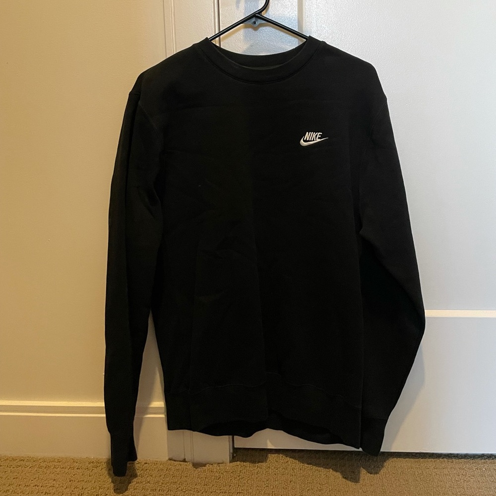 Nike black sweatshirt